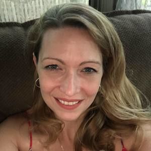 Meet your Posher, Carrie